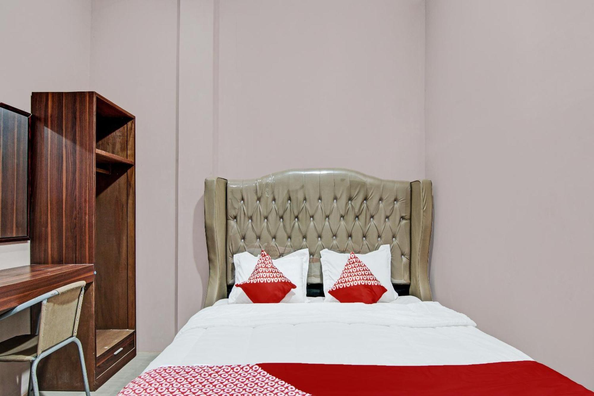 Oyo 92330 Hotel Rindu Sempadan Near Taman Wisata Rindu Sempadan プカンバル エクステリア 写真