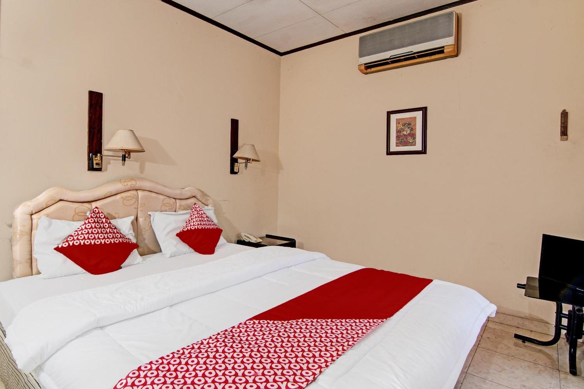 Oyo 92330 Hotel Rindu Sempadan Near Taman Wisata Rindu Sempadan プカンバル エクステリア 写真